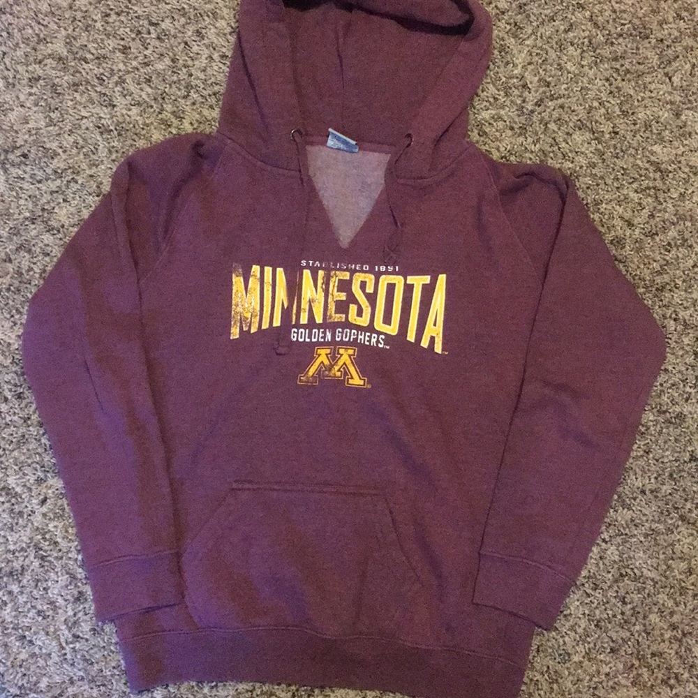 University of Minnesota gophers sweatshirt